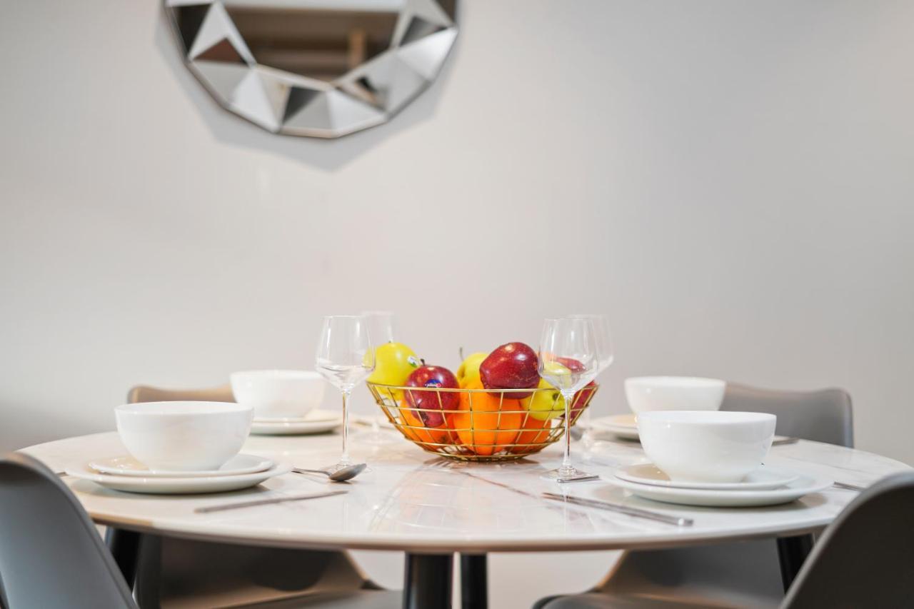 2 Bed Lux Apartments Near Central London Free Wifi By City Stay Aparts London Kültér fotó